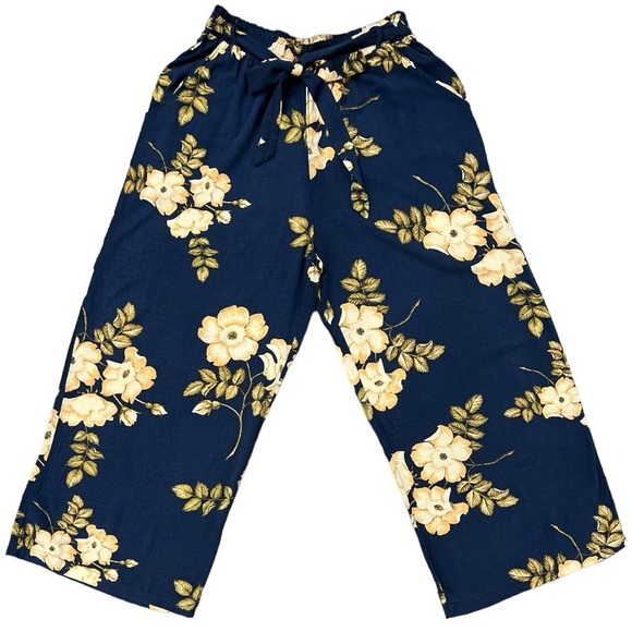 LULAROE elastic waist, wideleg, floral pants - Picture 1 of 9